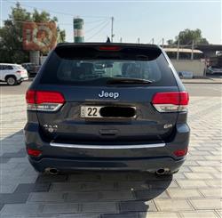 جیپ گراند شیرۆکی